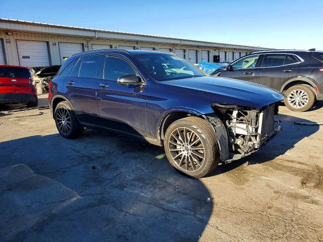 Mercedes-Benz GLC 2.0L 4 ALL WHEEL DRIVE - автомобили, коли, обяви за нови и употребявани 4