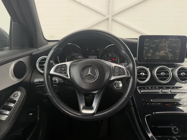Mercedes-Benz GLC 2.2d AMG 4x4/9G-tronic/Airmatic/Собствен лизинг - автомобили, коли, обяви за нови и употребявани 11