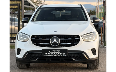 mercedes-benz-glc-220 - 0