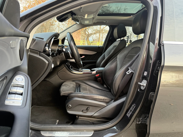 Mercedes-Benz GLC 220 AMG* 360CAM* DISTR* KeyLess* М.ТОЧКА* DIGITAL* TOP - автомобили, коли, обяви за нови и употребявани 6