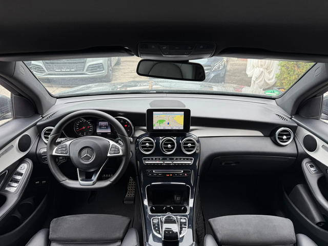 Mercedes-Benz GLC 220 D* AMG* СЕРВИЗНА КНИЖКА С ПЪЛНА ИСТОРИЯ В МЕРЦЕДЕС - автомобили, коли, обяви за нови и употребявани 9