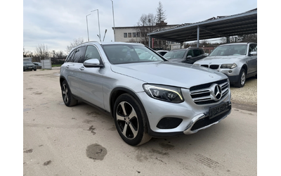 mercedes-benz-glc-220 - 1