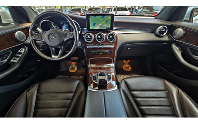 Mercedes-Benz GLC 220 COUPE/AMG/GERMANY/360CAMERA/AMBIENT/AIRMATIC/LIZIN - автомобили, коли, обяви за нови и употребявани 8