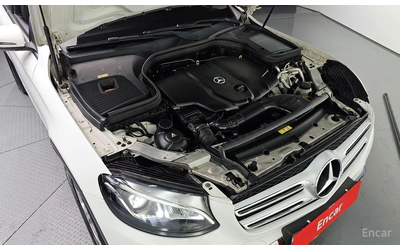 mercedes-benz-glc-220 - 5