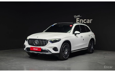 mercedes-benz-glc-220 - 0