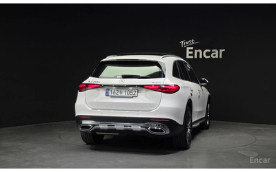 mercedes-benz-glc-220 - 2