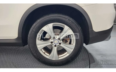 mercedes-benz-glc-220 - 4