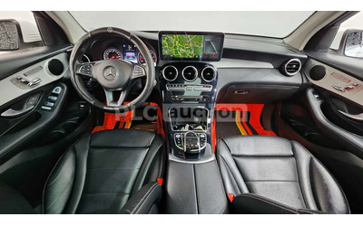 Mercedes-Benz GLC 220 ПОДГРЕВИ * ПАНО * KEYLESS - автомобили, коли, обяви за нови и употребявани 6