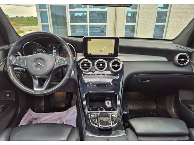 Mercedes-Benz GLC 220 d / AMG ПАКЕТ / 360 КАМЕРИ / ШИБИДАХ - автомобили, коли, обяви за нови и употребявани 5