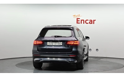 mercedes-benz-glc-220 - 3