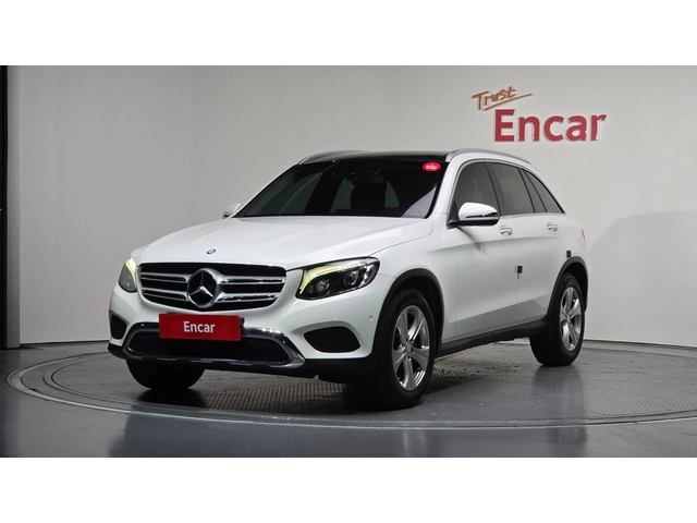 Mercedes-Benz GLC 220 GLC220d 4MATIC | Панорама | Навигация | Камера - автомобили, коли, обяви за нови и употребявани 0