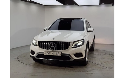 mercedes-benz-glc-220 - 1