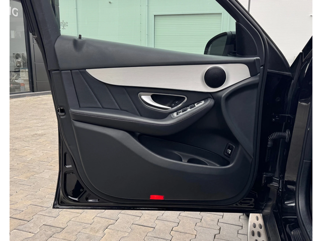 Mercedes-Benz GLC 250 d 4Matic AMG Pack - автомобили, коли, обяви за нови и употребявани 11