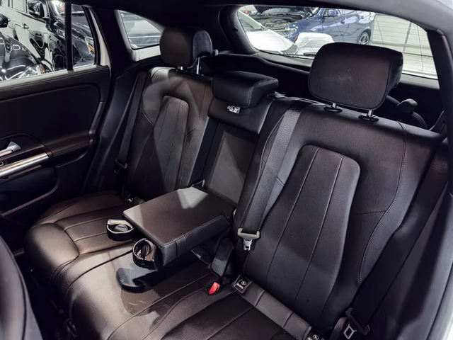 Mercedes-Benz GLC 250 4MATIC* АвтоКредит* (ЦЕНА ДО БГ) - автомобили, коли, обяви за нови и употребявани 9