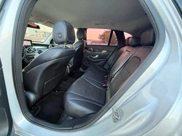 Mercedes-Benz GLC 250 БАРТЕР* AMG* LED* КОЖА* NAVI - автомобили, коли, обяви за нови и употребявани 15