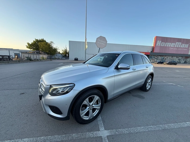Mercedes-Benz GLC 250 БАРТЕР* AMG* LED* КОЖА* NAVI - автомобили, коли, обяви за нови и употребявани 1