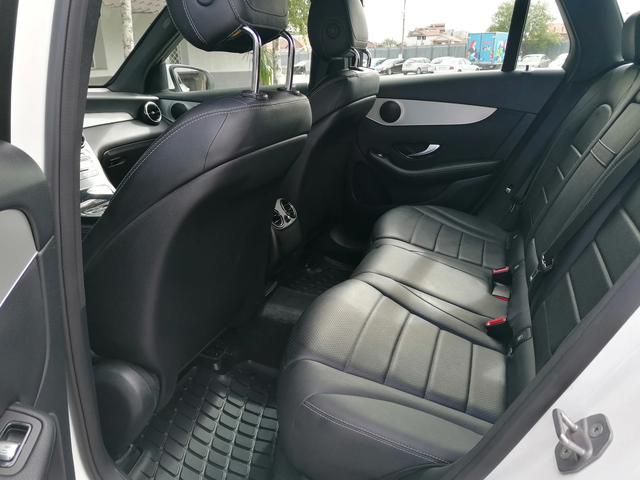 Mercedes-Benz GLC 250 AMG Line - автомобили, коли, обяви за нови и употребявани 10