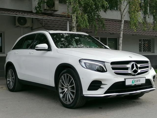 Mercedes-Benz GLC 250 AMG Line - автомобили, коли, обяви за нови и употребявани 2
