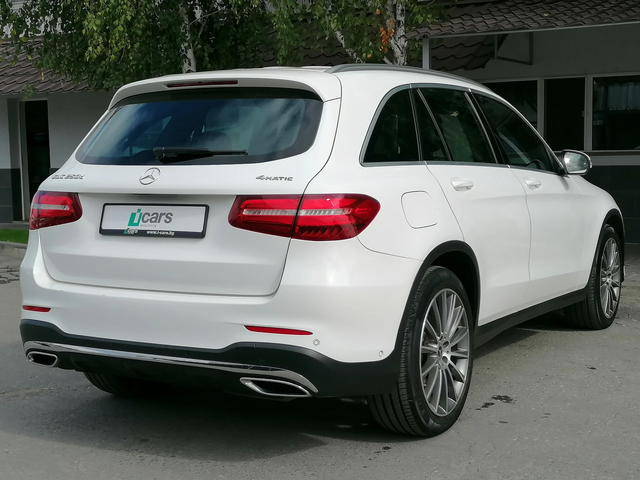Mercedes-Benz GLC 250 AMG Line - автомобили, коли, обяви за нови и употребявани 3