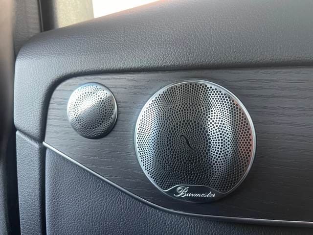 Mercedes-Benz GLC 300 400d* AMG* Night* 360* Burmester* Multibeam* Digit - автомобили, коли, обяви за нови и употребявани 15