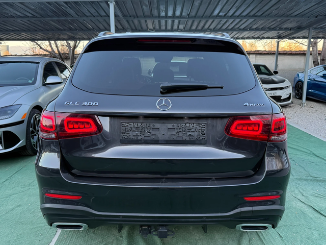 Mercedes-Benz GLC 300 4MATIC, 9G-TRONIC - автомобили, коли, обяви за нови и употребявани 4