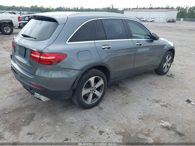 Mercedes-Benz GLC 300 2.0L I-4 DI, DOHC, VVT, TURBO, 241HP 4X2 Drive - автомобили, коли, обяви за нови и употребявани 3