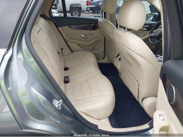Mercedes-Benz GLC 300 2.0L I-4 DI, DOHC, VVT, TURBO, 241HP 4X2 Drive - автомобили, коли, обяви за нови и употребявани 7