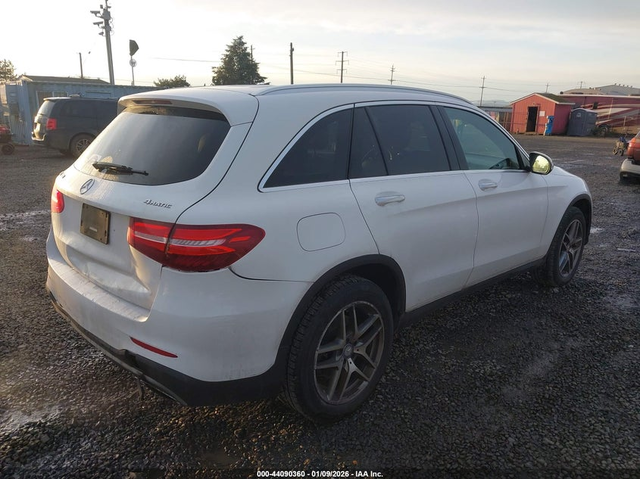 Mercedes-Benz GLC 300 2.0L I-4 DI, DOHC, VVT, TURBO, 241HP All Wheel Drive - автомобили, коли, обяви за нови и употребявани 3