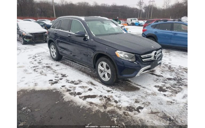 mercedes-benz-glc-300 - 0