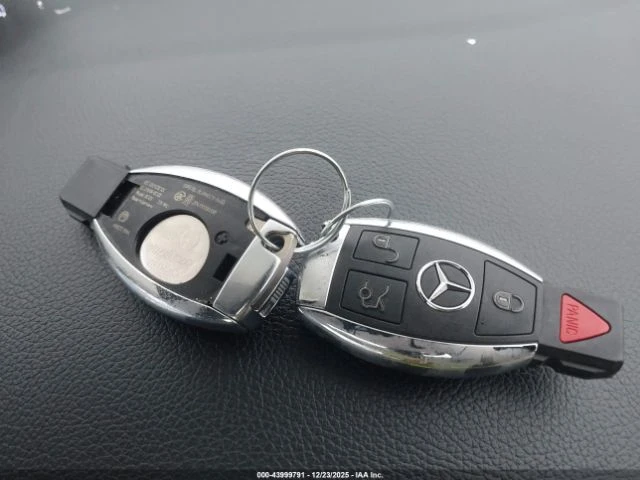 Mercedes-Benz GLC 300 4matic - автомобили, коли, обяви за нови и употребявани 9