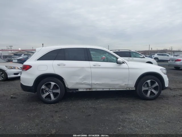 Mercedes-Benz GLC 300 4Matic - автомобили, коли, обяви за нови и употребявани 11