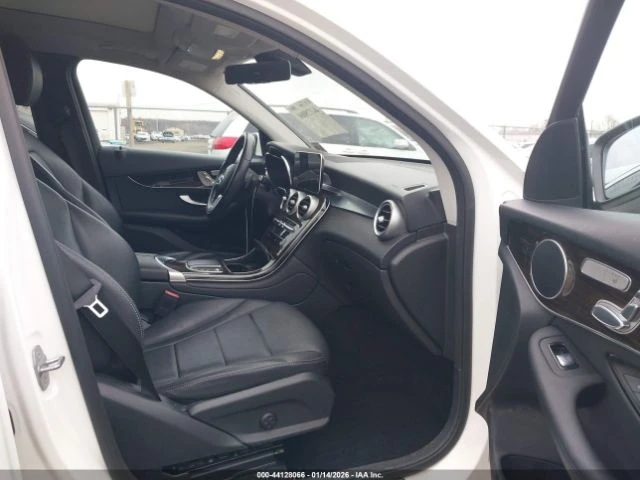 Mercedes-Benz GLC 300 4Matic - автомобили, коли, обяви за нови и употребявани 4