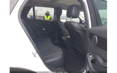 Mercedes-Benz GLC 300 4Matic - автомобили, коли, обяви за нови и употребявани 7