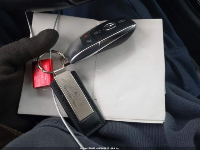 Mercedes-Benz GLC 300 4Matic - автомобили, коли, обяви за нови и употребявани 9