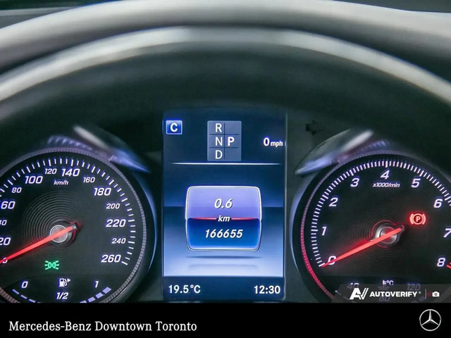 Mercedes-Benz GLC 300 * AMG PACK* DISTRONIC* 360 CAM* PANO* - автомобили, коли, обяви за нови и употребявани 6