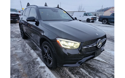 mercedes-benz-glc-300 - 1