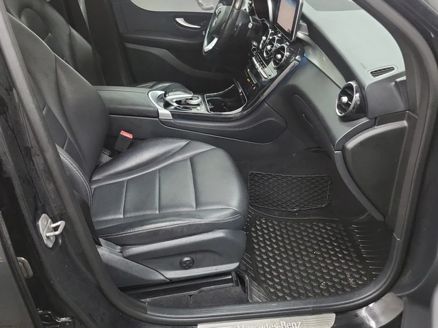 Mercedes-Benz GLC 300 AMG-line* 360View* Пано* Подгрев - автомобили, коли, обяви за нови и употребявани 13