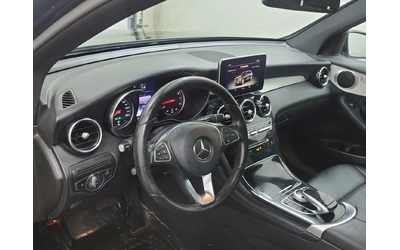 Mercedes-Benz GLC 300 AMG-line* 360View* Пано* Подгрев - автомобили, коли, обяви за нови и употребявани 7