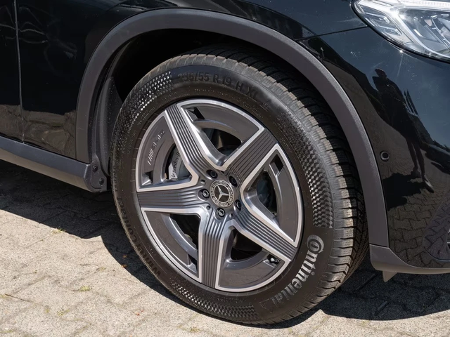 Mercedes-Benz GLC 300 d 4M - автомобили, коли, обяви за нови и употребявани 4