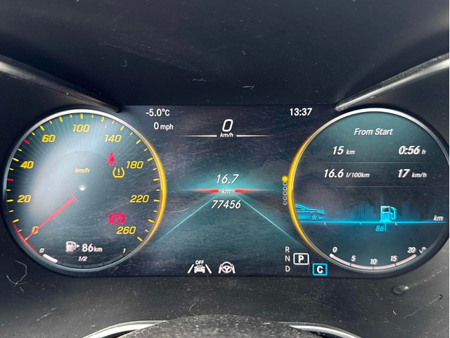 Mercedes-Benz GLC 300 С РЕГИСТРАЦИЯ & АВТО КРЕДИТ - автомобили, коли, обяви за нови и употребявани 7