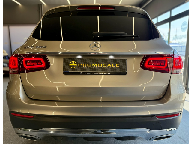 Mercedes-Benz GLC 300 Подгреви* Лизинг* FACE* Keyless - автомобили, коли, обяви за нови и употребявани 4