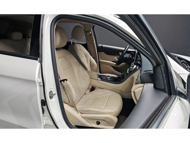 Mercedes-Benz GLC 300 КОЖА* ПАМЕТ* КАМЕРА* - автомобили, коли, обяви за нови и употребявани 11