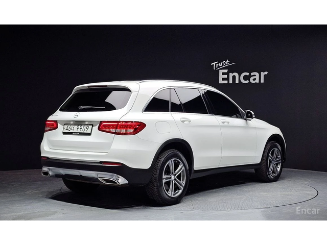 Mercedes-Benz GLC 300 КОЖА* ПАМЕТ* КАМЕРА* - автомобили, коли, обяви за нови и употребявани 1