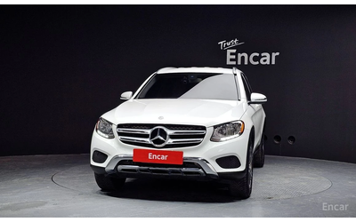 mercedes-benz-glc-300 - 2