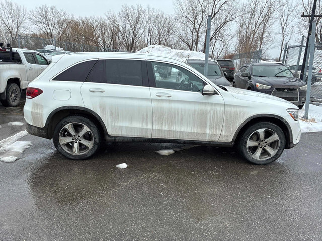 Mercedes-Benz GLC 300 FACELIFT* ДИСТРОНИК* 360КАМЕРА* ПАНОРАМА* КЕЙЛЕС* - автомобили, коли, обяви за нови и употребявани 1
