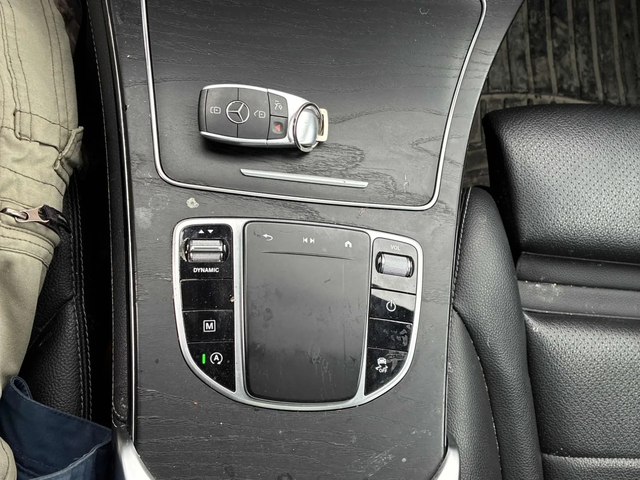 Mercedes-Benz GLC 300 FACELIFT* ДИСТРОНИК* 360КАМЕРА* ПАНОРАМА* КЕЙЛЕС* - автомобили, коли, обяви за нови и употребявани 8