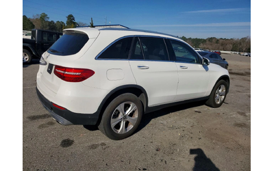 mercedes-benz-glc-300 - 1