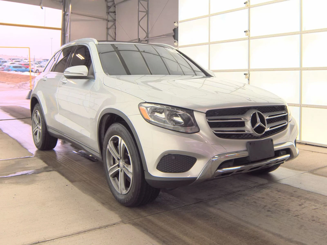 Mercedes-Benz GLC 300 МЪРТВА* ТОЧКА* КАМЕРА* ПАНОРАМА* КЕЙЛЕС* - автомобили, коли, обяви за нови и употребявани 2