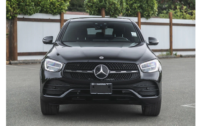 mercedes-benz-glc-300 - 1