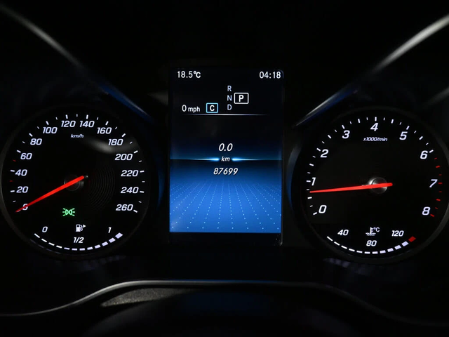 Mercedes-Benz GLC 300 4MATIC* ПОДГРЕВИ* PANO* 360* AMBIENT* М.точка - автомобили, коли, обяви за нови и употребявани 11